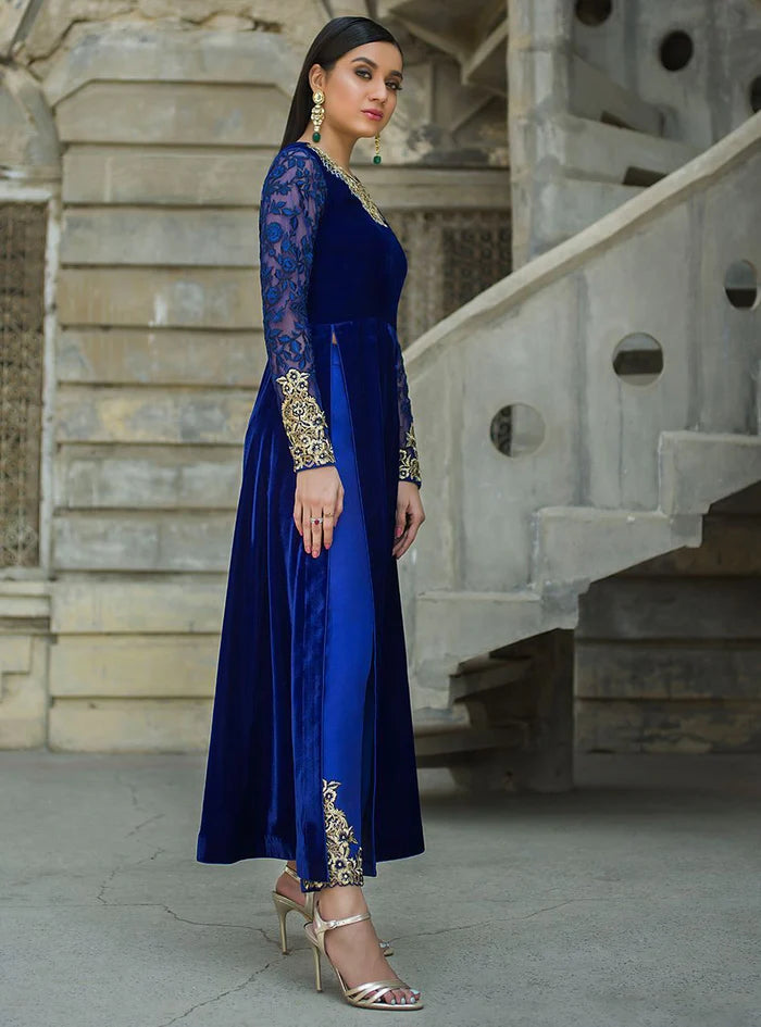 Zainab Chottani | Semi-Formals | Viva La Cobalt - House of Ayeza