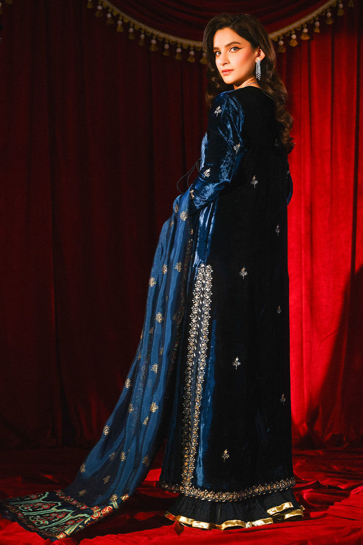 Ansab Jahangir | So Hot - Luxury Velvets | Farah - House of Ayeza