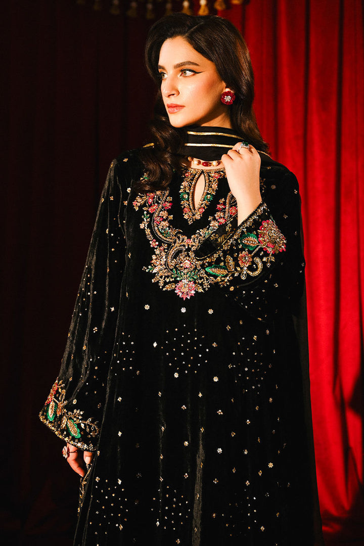 Ansab Jahangir | So Hot - Luxury Velvets | Derya - House of Ayeza