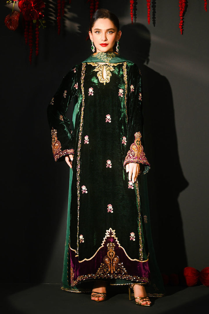 Ansab Jahangir | So Hot - Luxury Velvets | Mirha - House of Ayeza