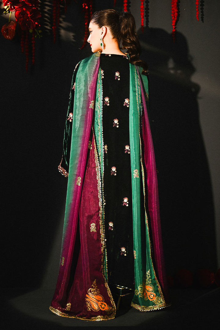Ansab Jahangir | So Hot - Luxury Velvets | Mirha - House of Ayeza