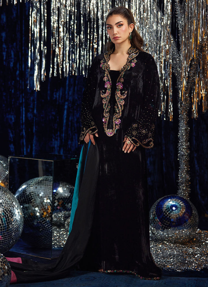 Farah Talib Aziz | Luxe Pret | Nori Black Kaftan - House of Ayeza