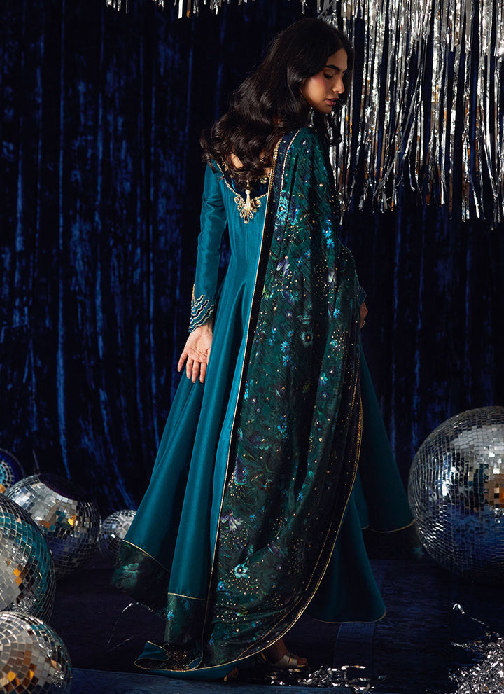 Farah Talib Aziz | Luxe Pret | The Verve Shawl - House of Ayeza