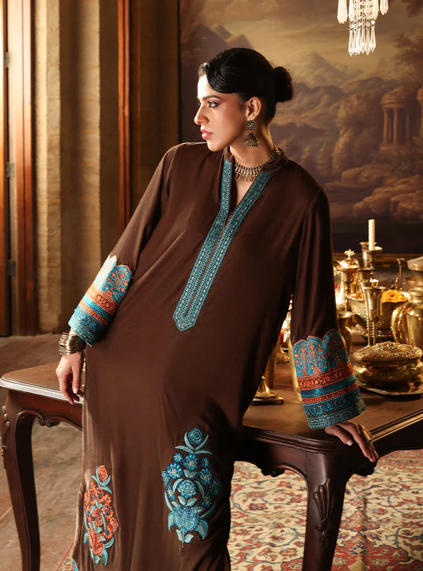 Zainab Chottani | Velura Velvet Edit 25 | Sienna Kaftan - House of Ayeza