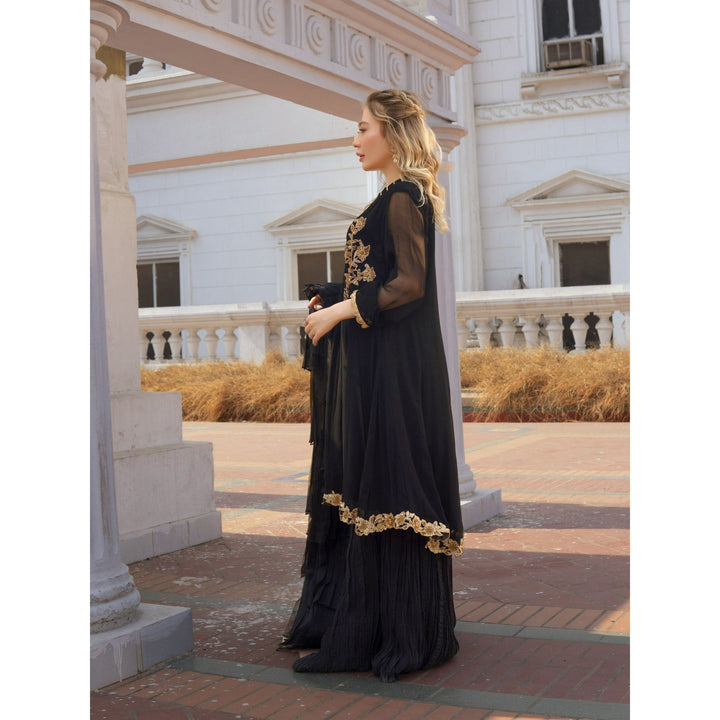 A-Meenah | Qazaq Luxury Pret FW/22 | 04 Qara - House of Faiza