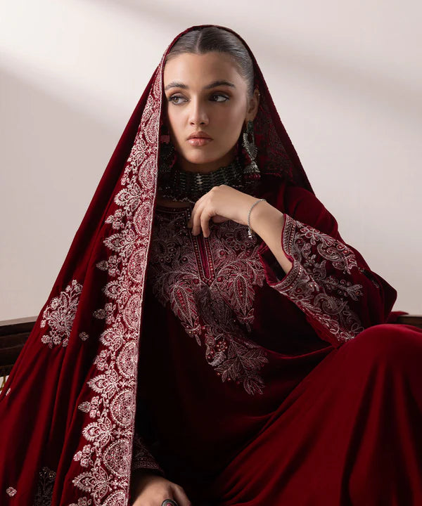 Sapphire | RTW Festive '24 | Embroidered Velvet Dupatta - House of Ayeza