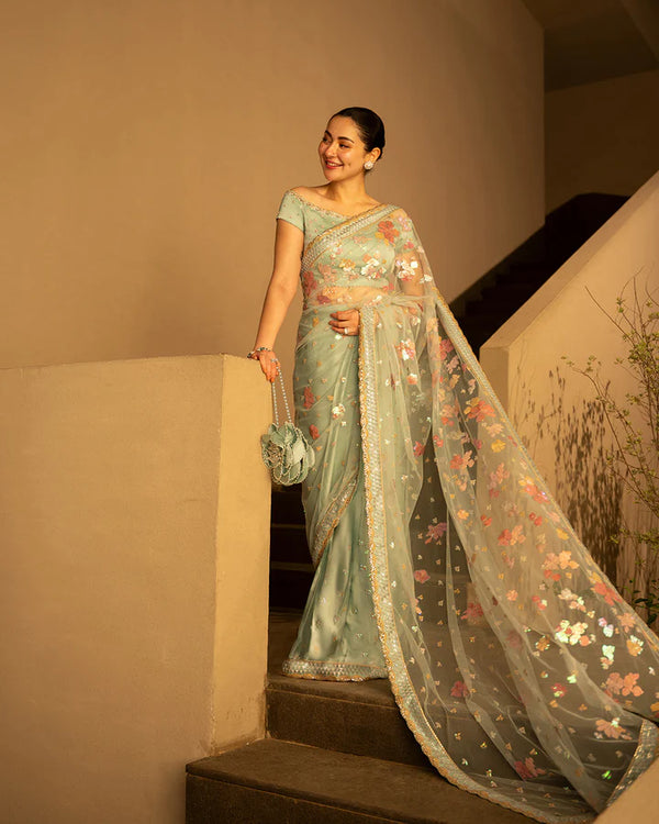 Faiza Saqlain | Reina | Nureet