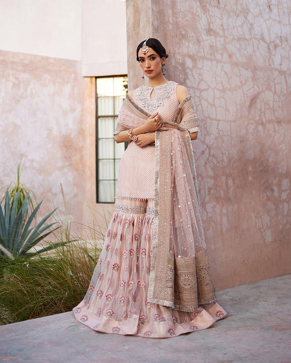 Faiza Saqlain | FS Luxe Aurnia |
 Eilees