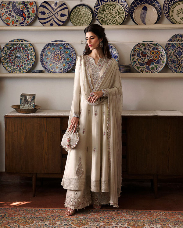 Faiza Saqlain | FS Luxe Mehermah | Sabina