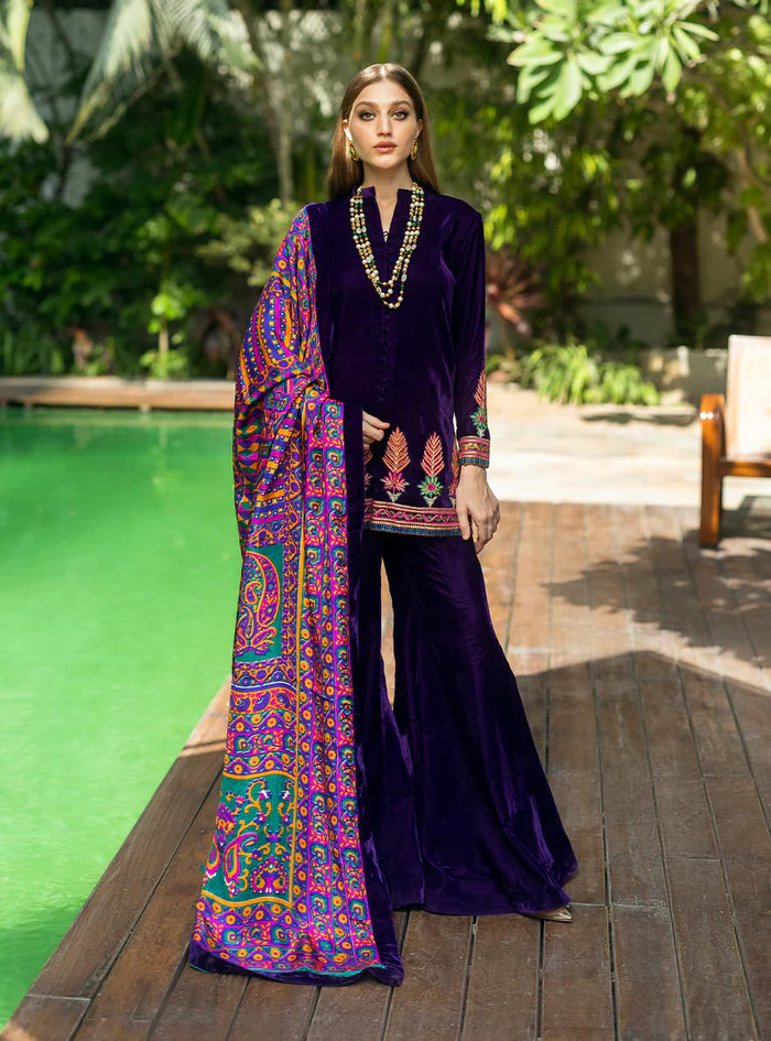 Zainab Chottani | Makhmal Luxe Pret | Habibeh - House of Ayeza