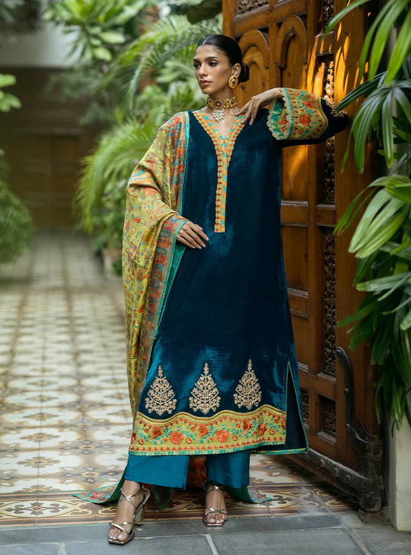 Zainab Chottani | Makhmal Luxe Pret | Soltani - House of Ayeza