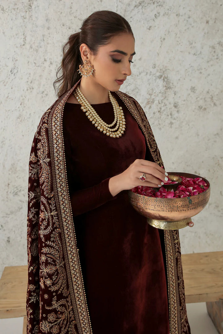 Baroque | Shawls | EMBROIDERED VELVET SHAWL VS-32 - House of Ayeza