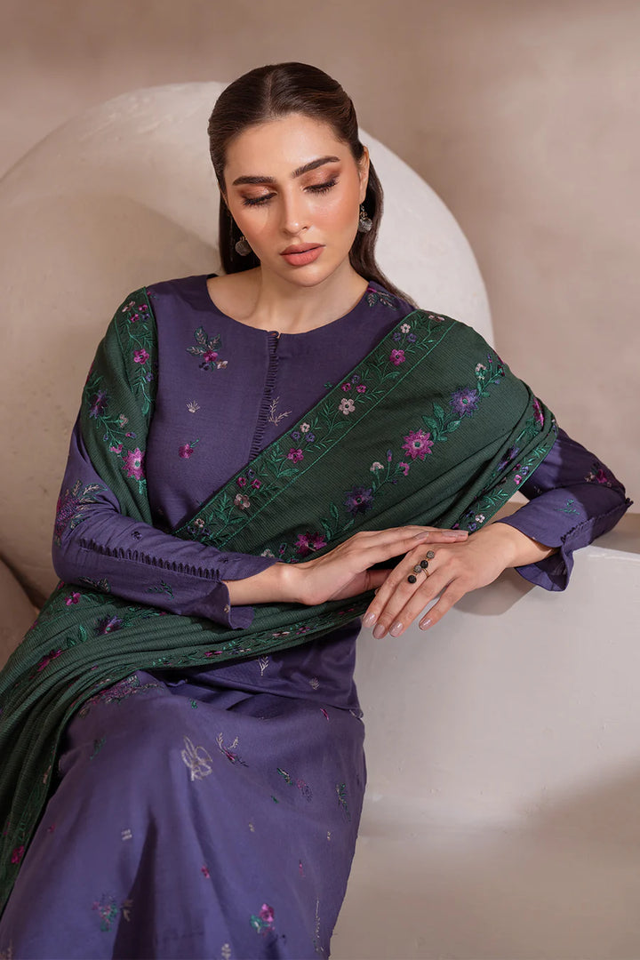 Iznik | Exclusive Winter | UE-366 Embroidered Khaddar - House of Ayeza