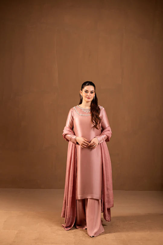 MK Wears | Festive Vol. 1 | Serra - House of Ayeza