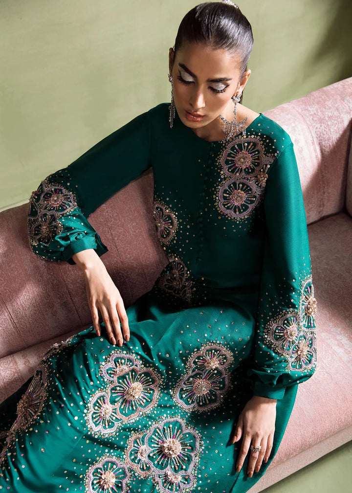 Kanwal Malik | OLIVIA - House of Ayeza