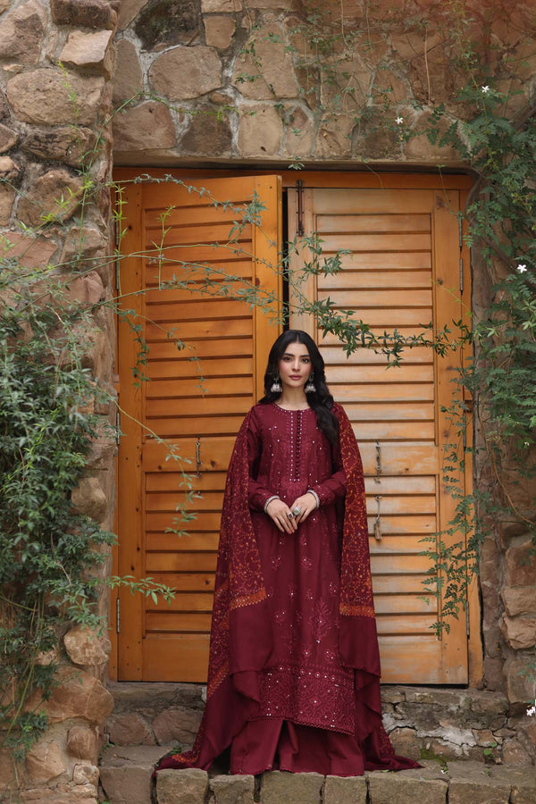 Saadia Asad | Winter Shawl 2024 Suzaankari | D1 - House of Ayeza