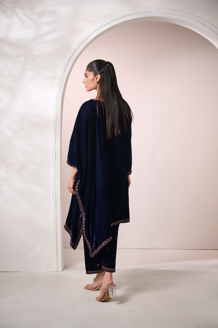 Dhanak | FW 24` Velvet Drop 1 | FW24DA-2601 NAVY BLUE 2PCS EMBROIDERED KURTA WITH TROUSER - House of Ayeza