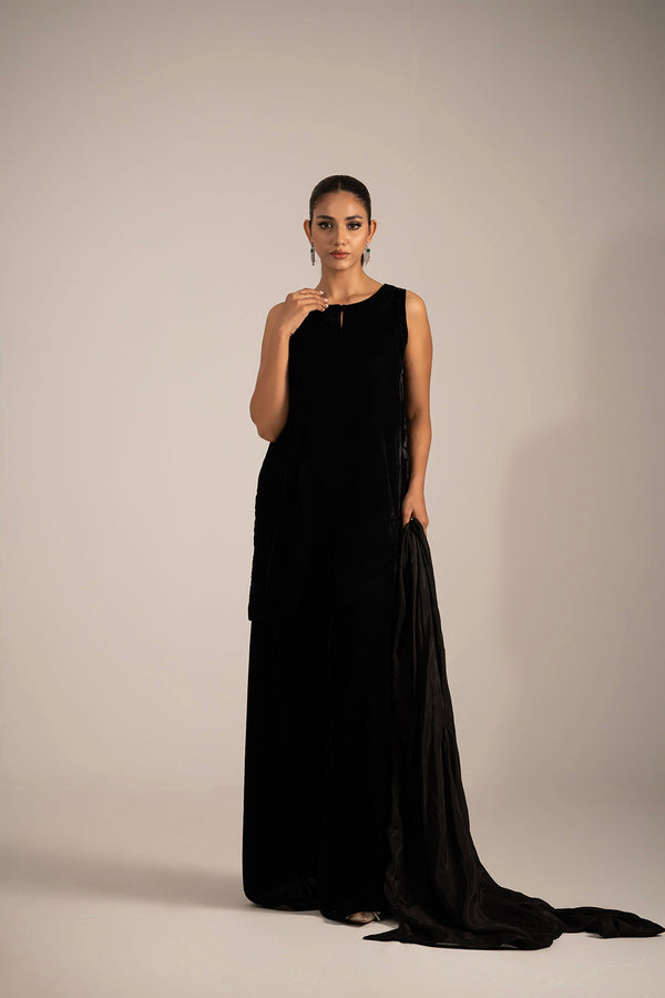 Ayesha Somaya | Velvet | Black