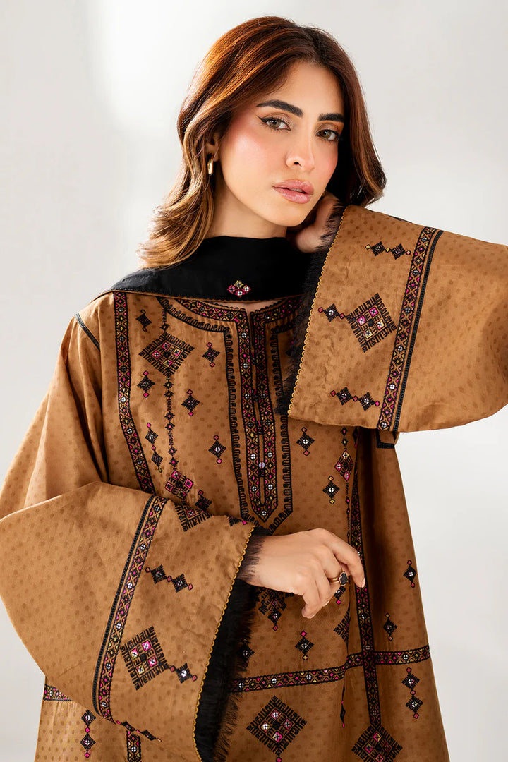 Jazmin | New Arrivals | EMBROIDERED LAWN USE-9250 - House of Ayeza