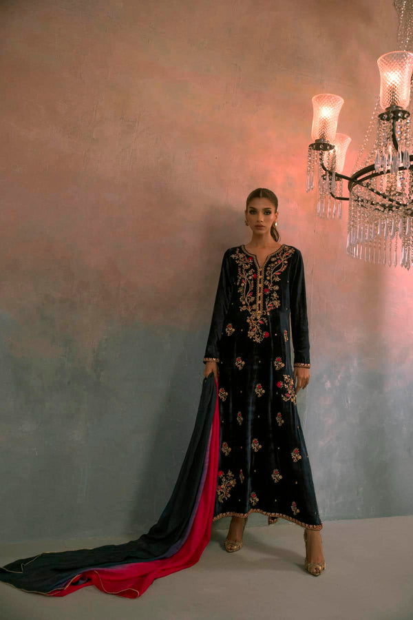 Ayesha Somaya | Velvet | Midnight Muse