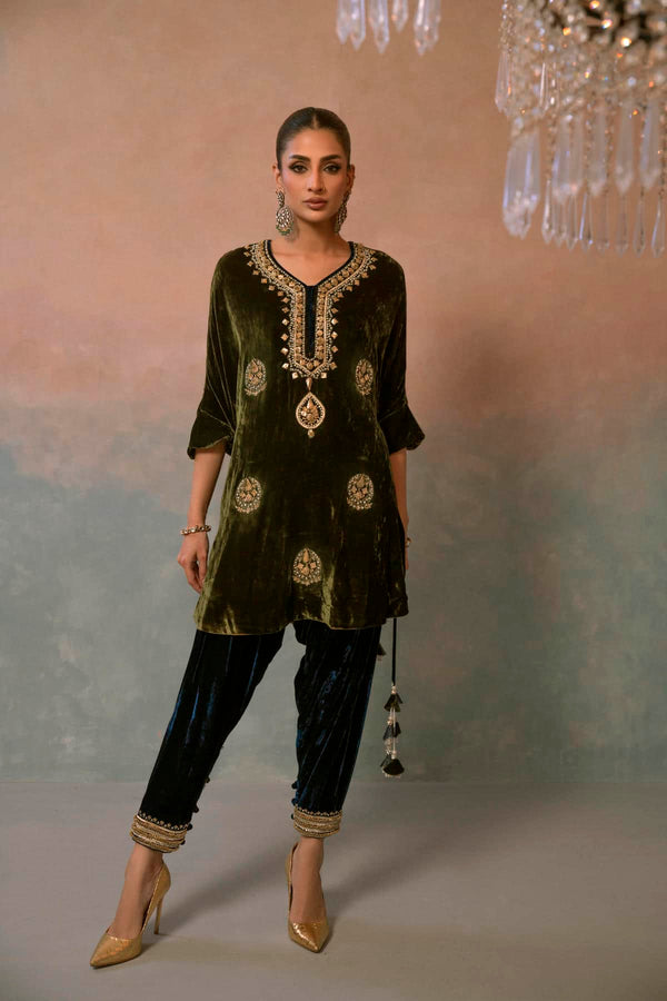 Ayesha Somaya | Velvet | Raging Olive