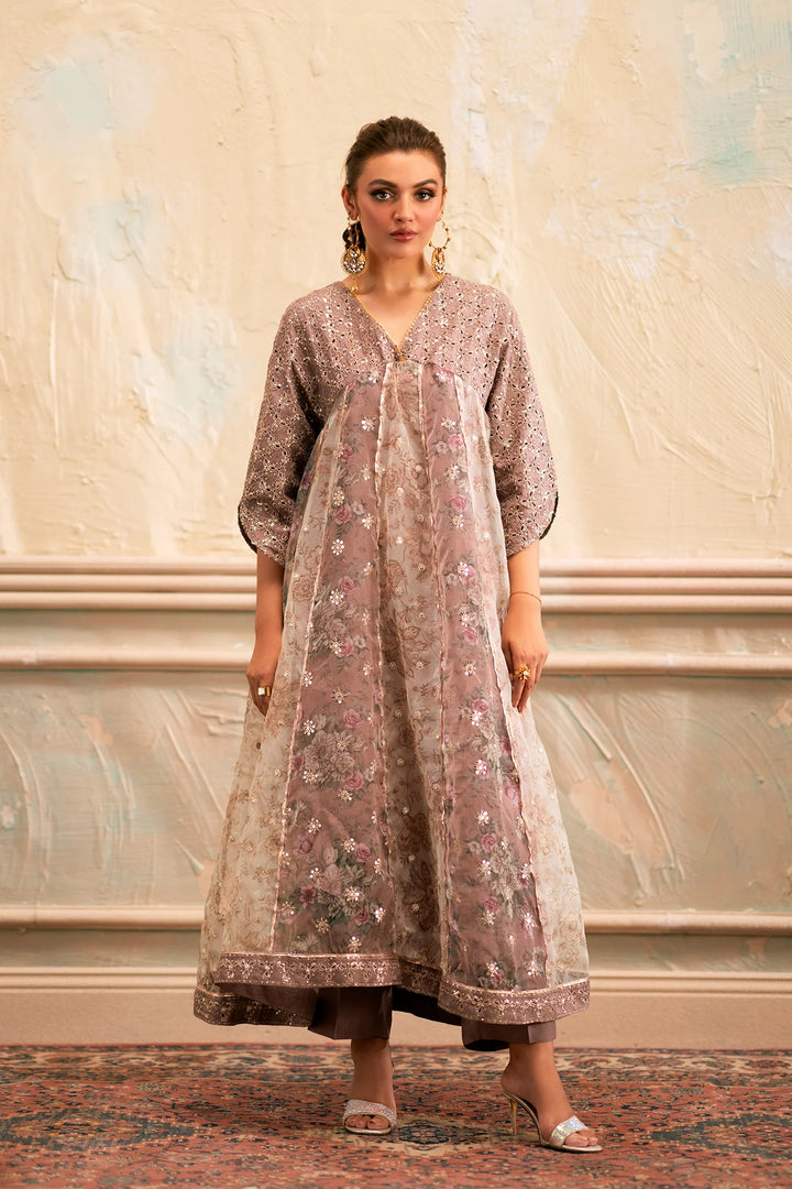 Ethnic | Boutique Collection | EMBROIDERED SUIT | E0620/104/816 - House of Ayeza