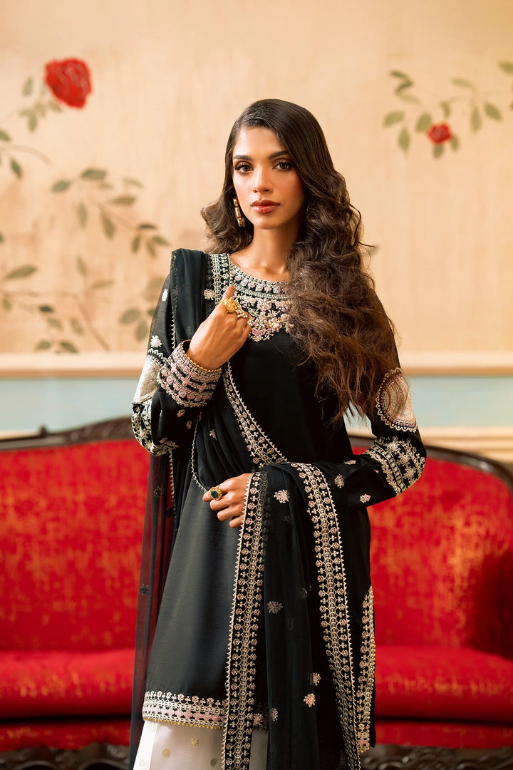 Ethnic | Boutique Collection | EMBROIDERED SUIT | E0637/104/902 - House of Ayeza