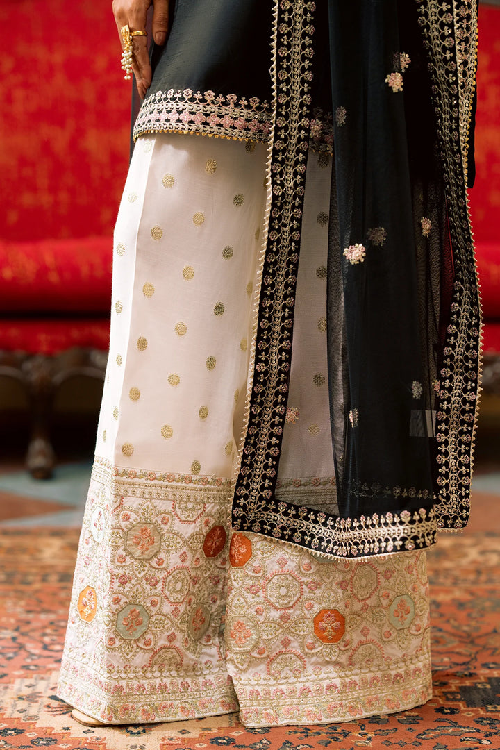 Ethnic | Boutique Collection | EMBROIDERED SUIT | E0637/104/902 - House of Ayeza