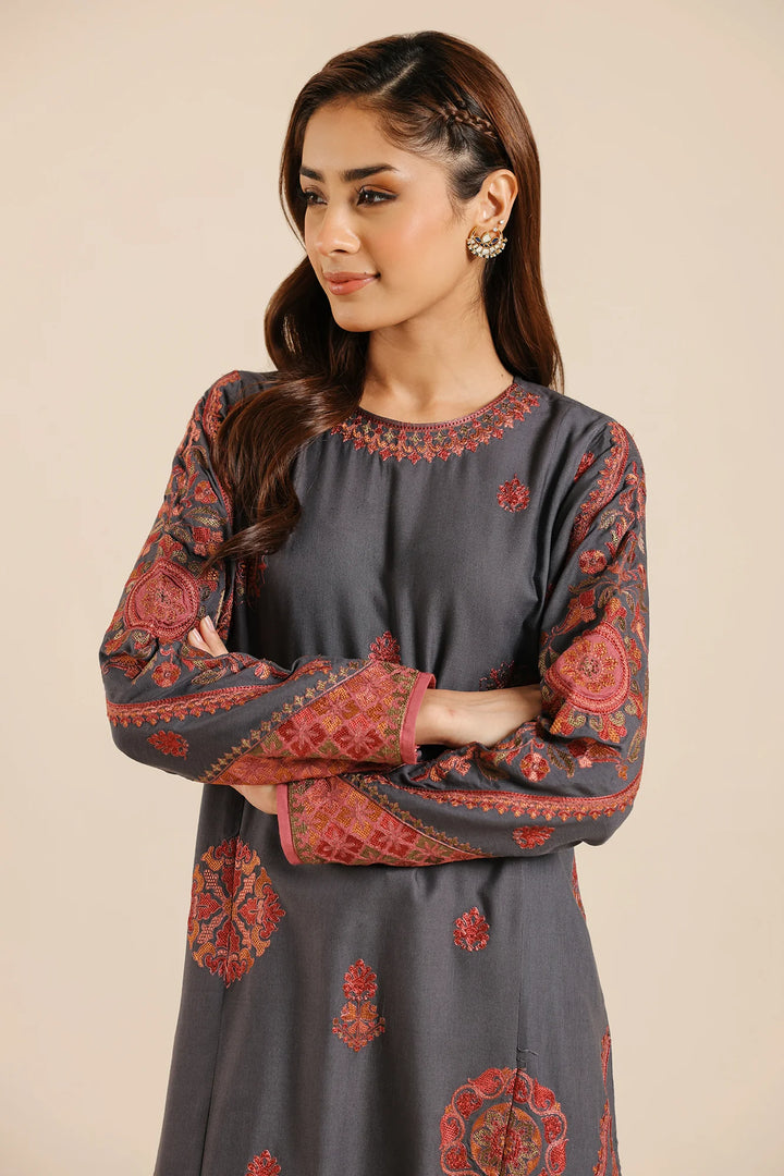 Ethnic | EMBROIDERED SUIT | E2624/103/906 - House of Ayeza