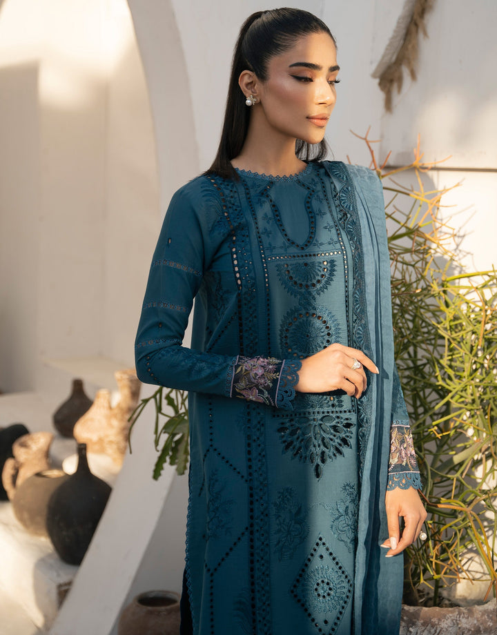 CINQ | Capsule Luxury Eid Edit '24 | ESSENCE - House of Ayeza