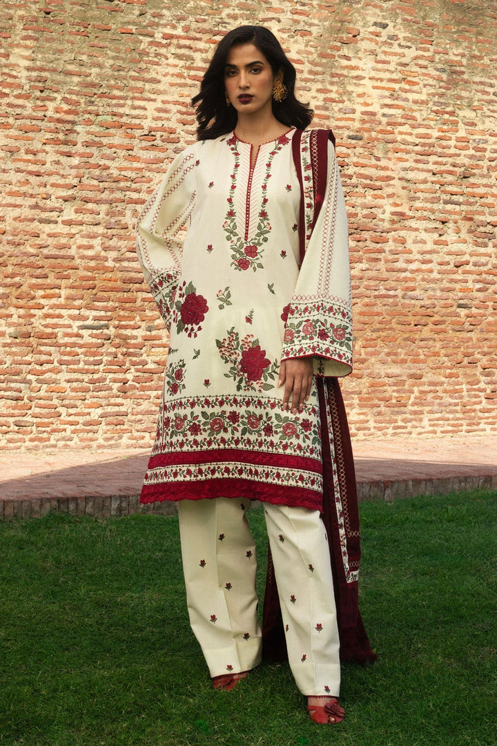 Zara Shahjahan | Winter 24 | FARIDEH-D1 - House of Ayeza