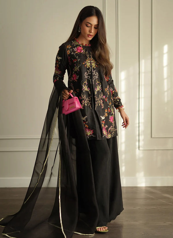 Farah Talib Aziz | Tara Luxe II | Siya Black Embroidered