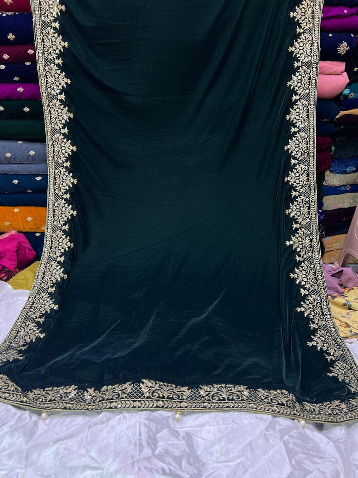 HOA Exclusive Sequenced Velvet Embroidered Shawl - House of Ayeza