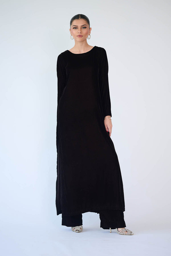 Ayesha Somaya | Velvet | Esme