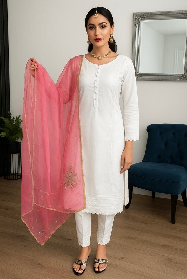 KK Stitches | White Glory - House of Ayeza